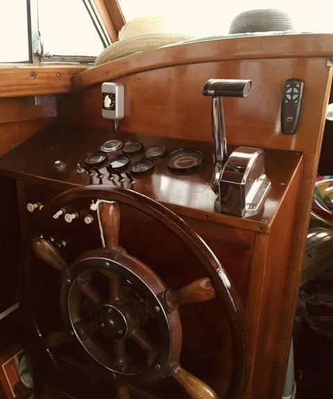 Moteur OMC 4 cylindres,